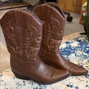 Madden Girl Brown Western Cowboy Boots Sanguine